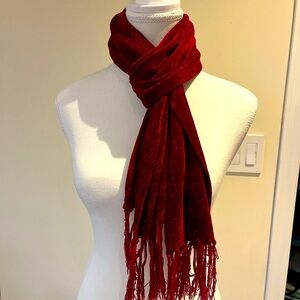 Beautiful new no tag velvet-like scarf burgundy-cranberry color